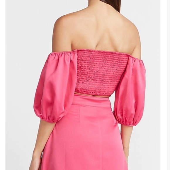 NWT EXPRESS x LADYGANG Pink Off Shoulder Crop Top - Picture 4 of 6